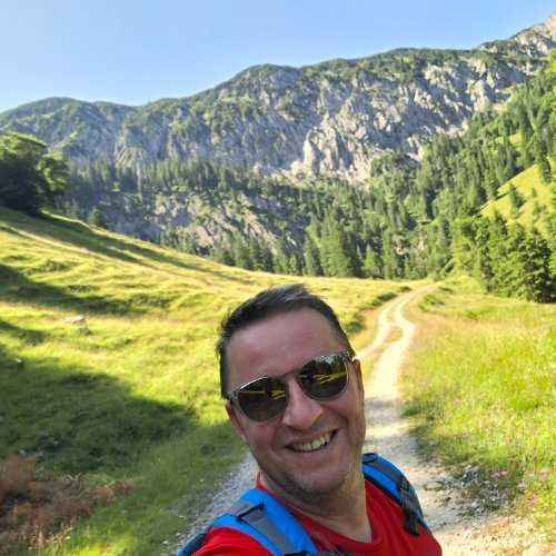 Asmir Brutus - Moler, Električar | iNeed.ba
