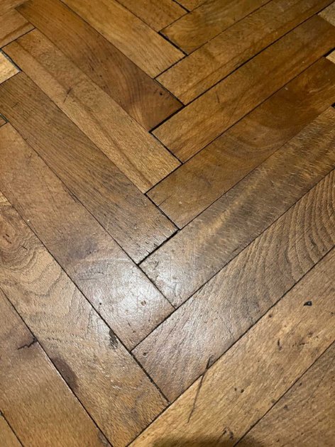 Brusenje i lakiranje parketa u Sarajevo