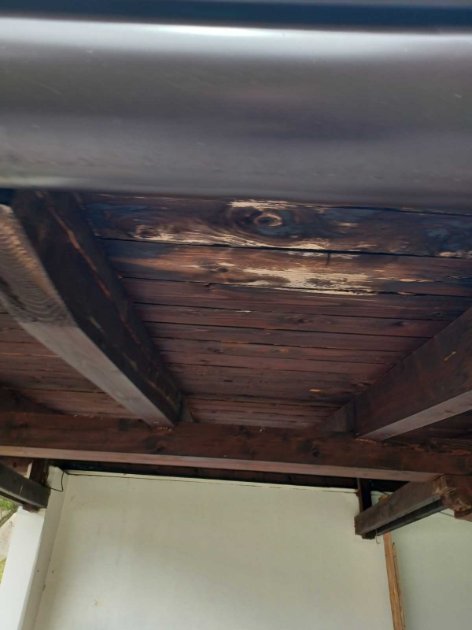 Nadstresnica  zamjena letvica 12x73cm. I asfaltne sindre. u Sarajevo