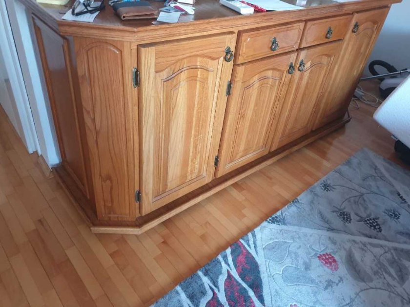 Prodajem komodu puno drvo u Sarajevo